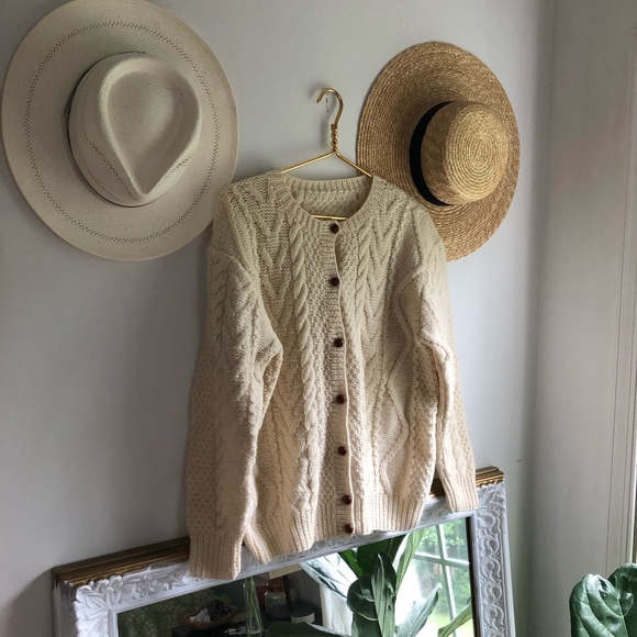 Handmade Vintage Fisherman Cardigan in Ivory Cream - Picture 6 of 7